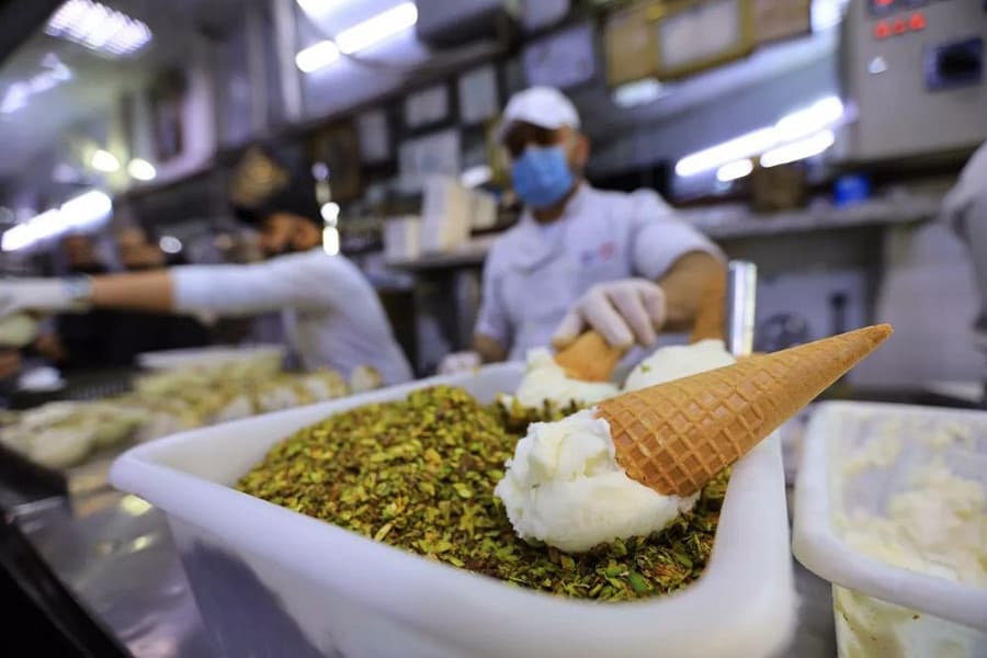 ​🍦 Boozet Bakdash: A Timeless Taste of Syrian Heritage in Old Damascus