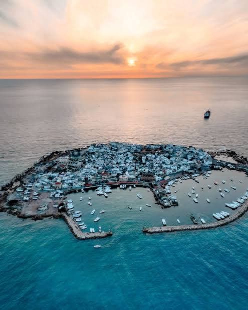 Arwad Island: The Living Phoenician Legacy on Syria’s Coast